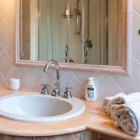Villa Il Casolare By Interhome